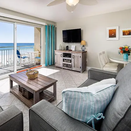 Pelican Isle 306